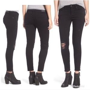Black skinny jeans